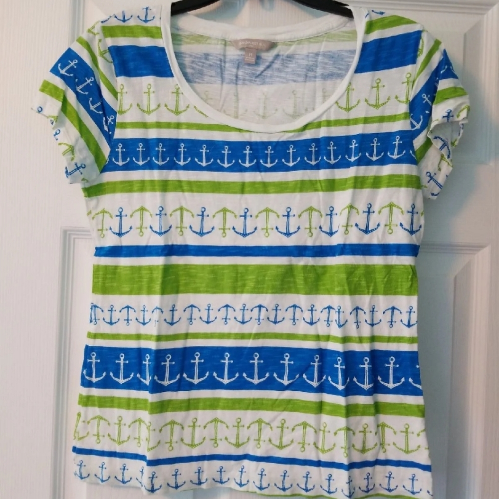 Banana Republic tshirt